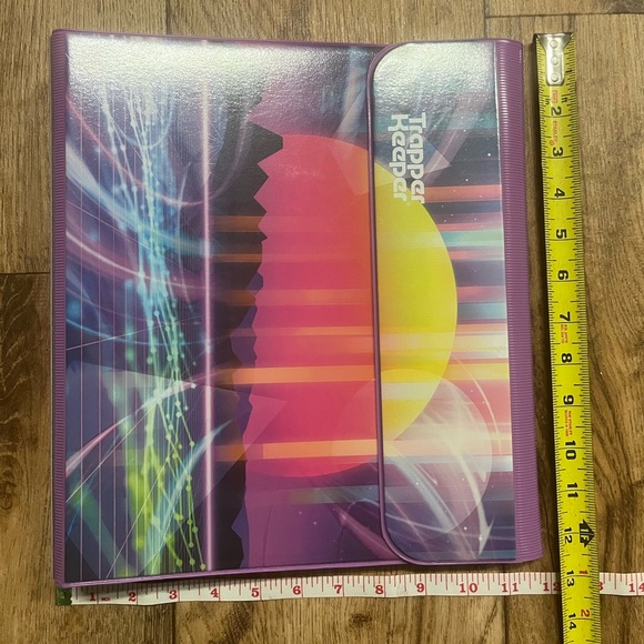 Retro style trapper keeper. No flaws this is modern made to look old - Picture 6 of 7